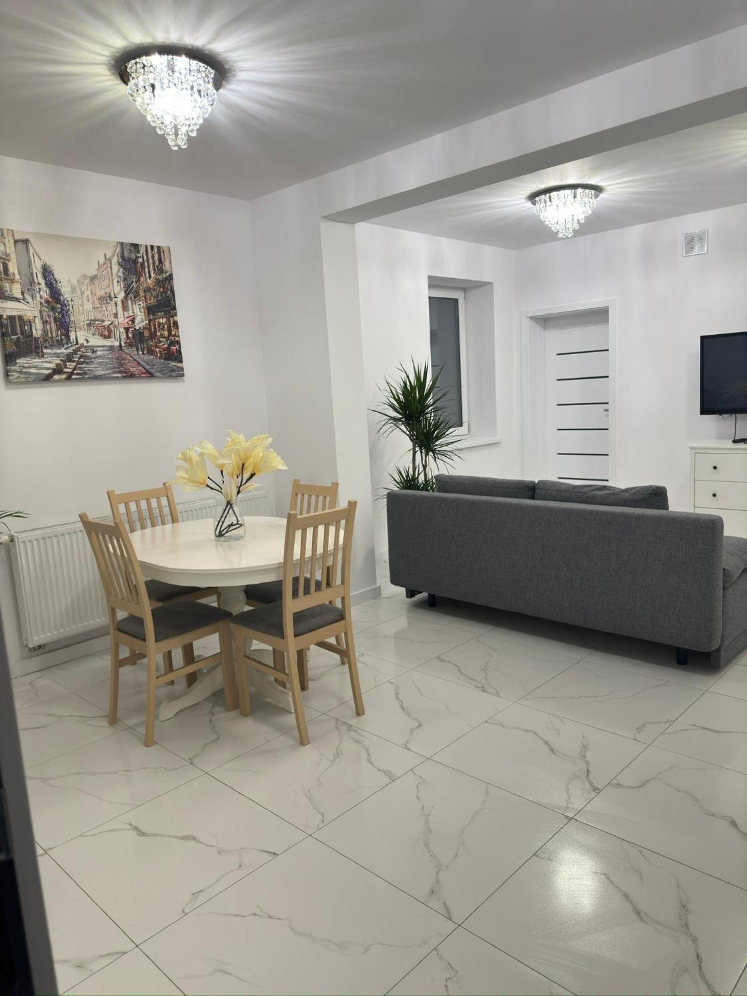 Grojec Apartment